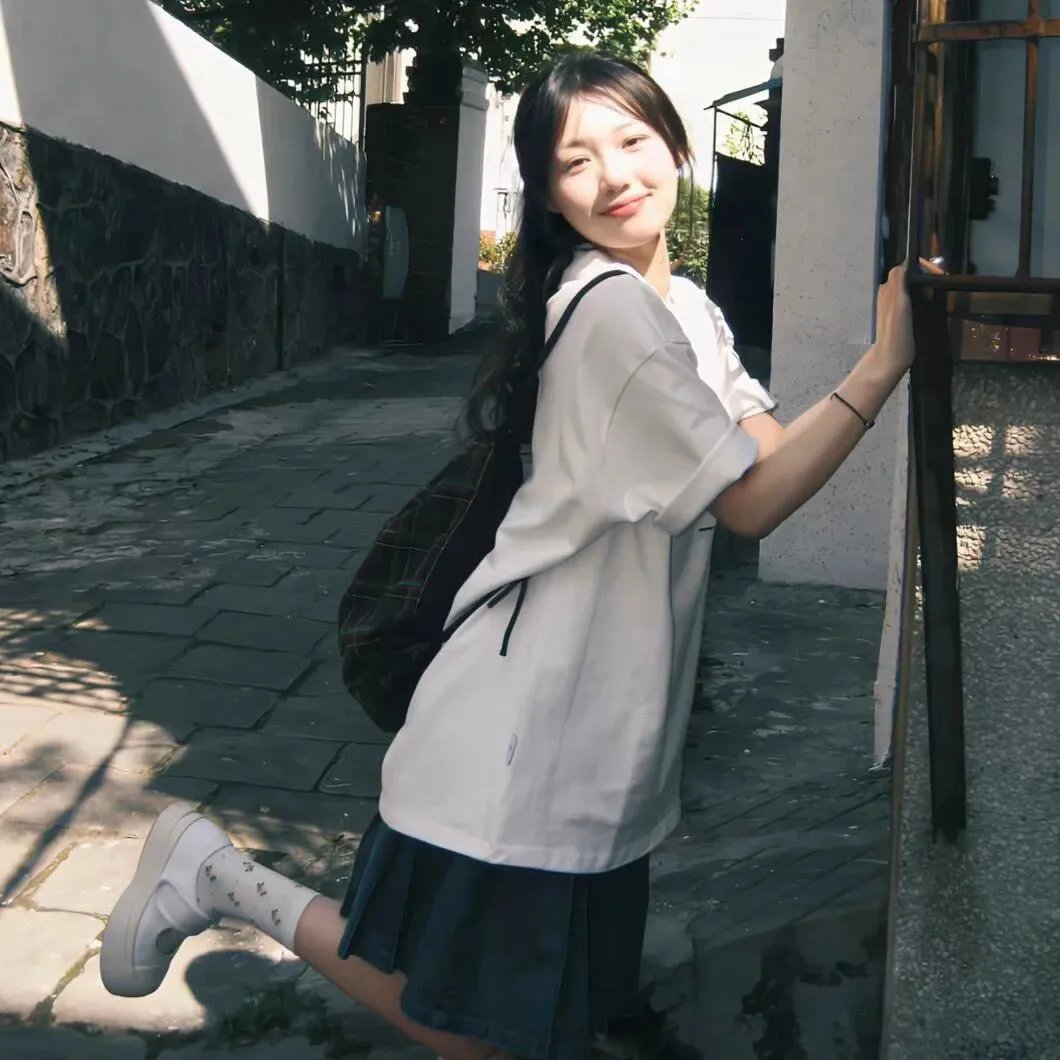 奶奶跟外婆